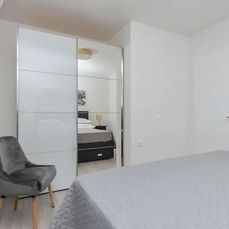 Appartamento Sun Paradise Podgora